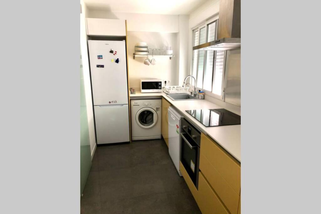 Beautiful And Renovated Apartment In The Center Valencia Luaran gambar