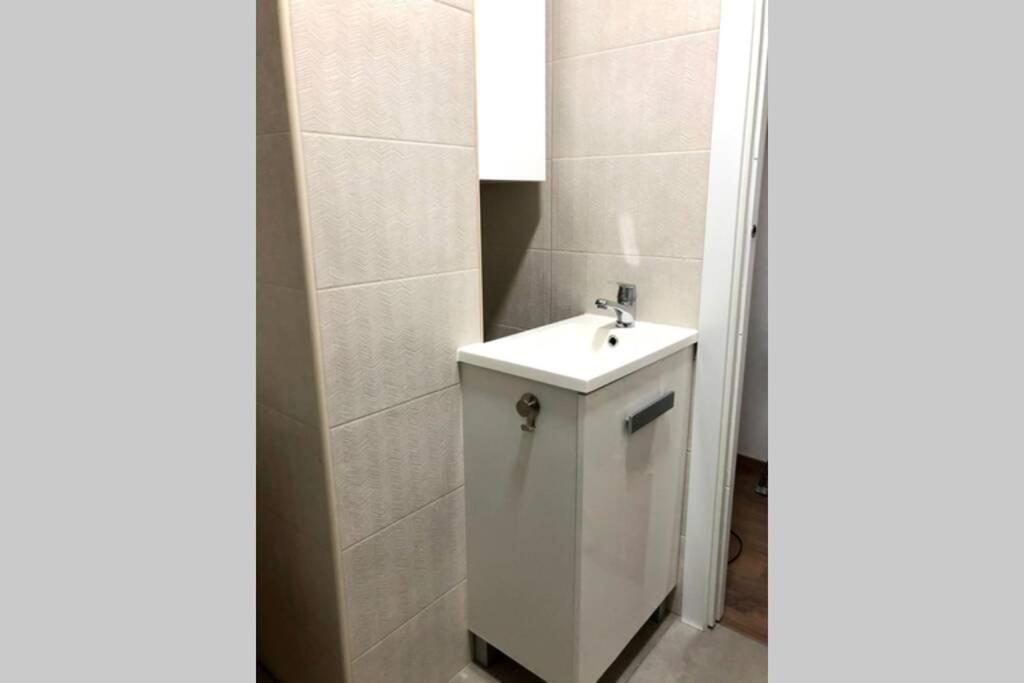 Beautiful And Renovated Apartment In The Center Valencia Luaran gambar