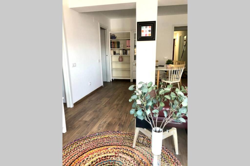 Beautiful And Renovated Apartment In The Center Valencia Luaran gambar